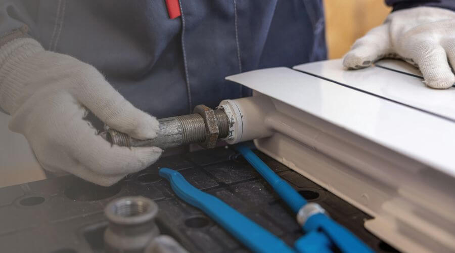 Professional emergency plumbing in Larwill, IN